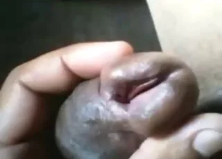 Sexy worm lover gets busy with a giant earthworm
